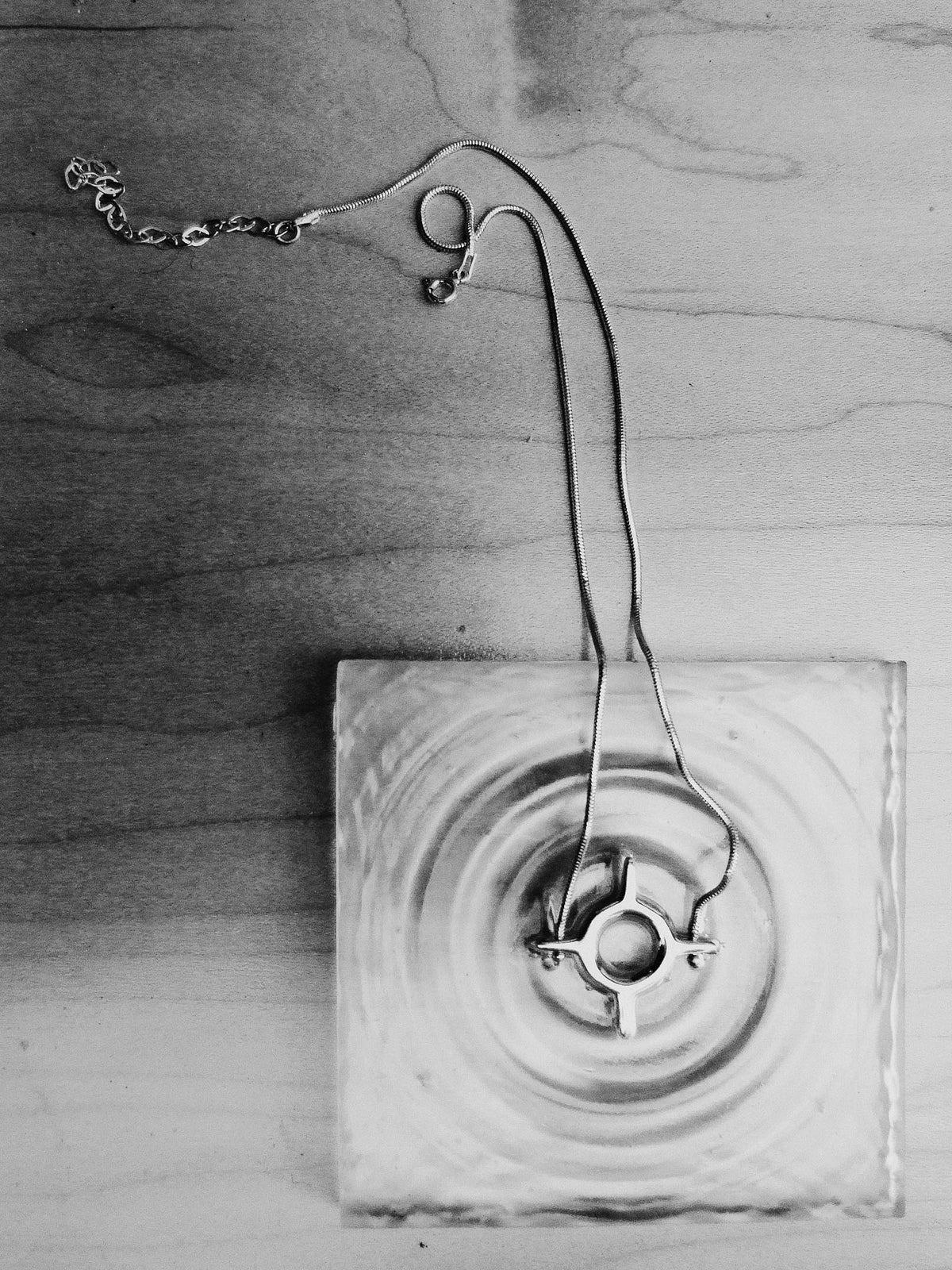 UNTIED LOGO NECKLACE