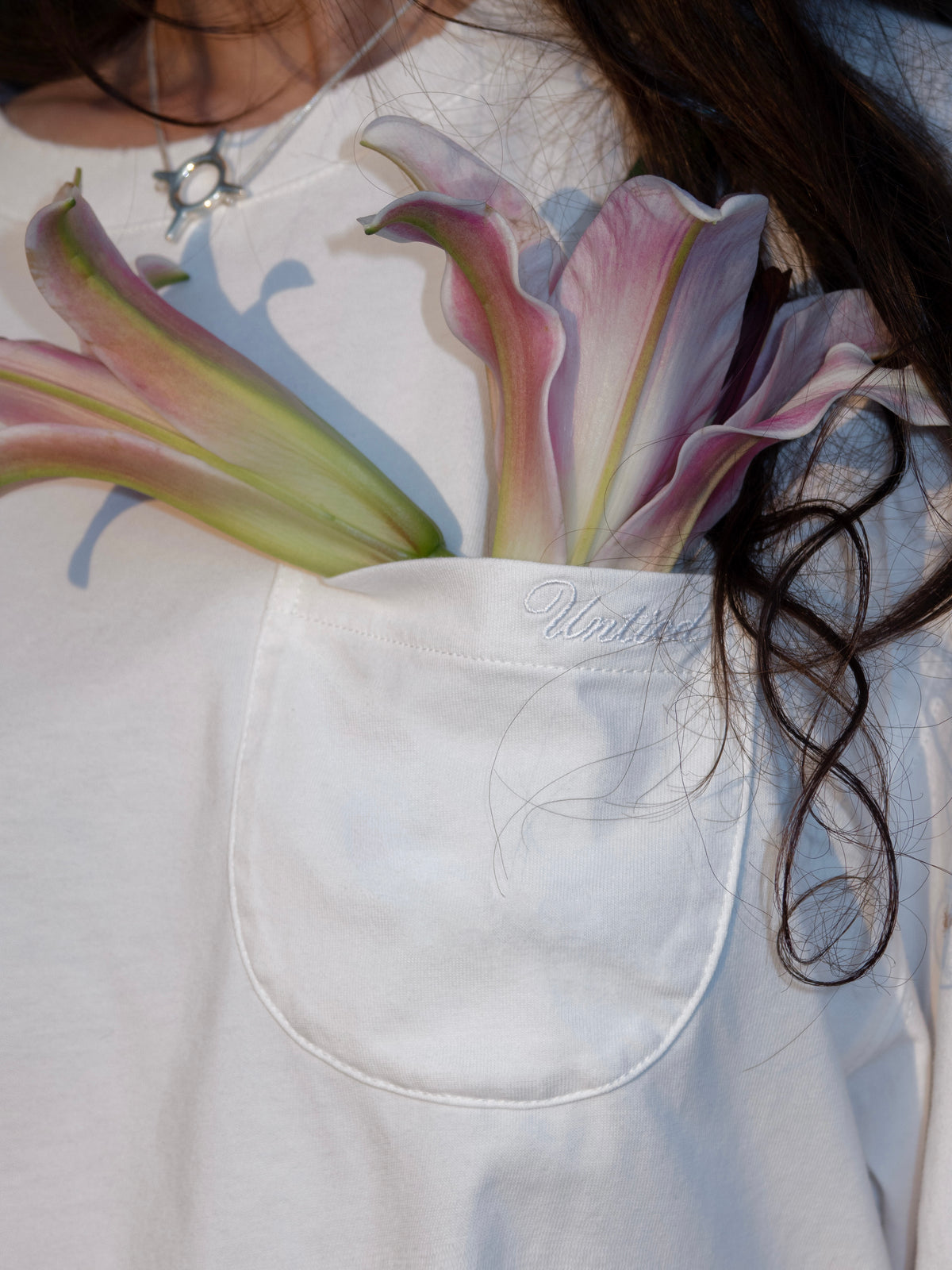 CHAIN UNITY TEE