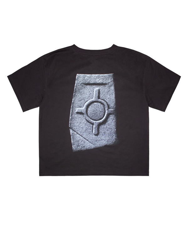 MONOLITH TEE